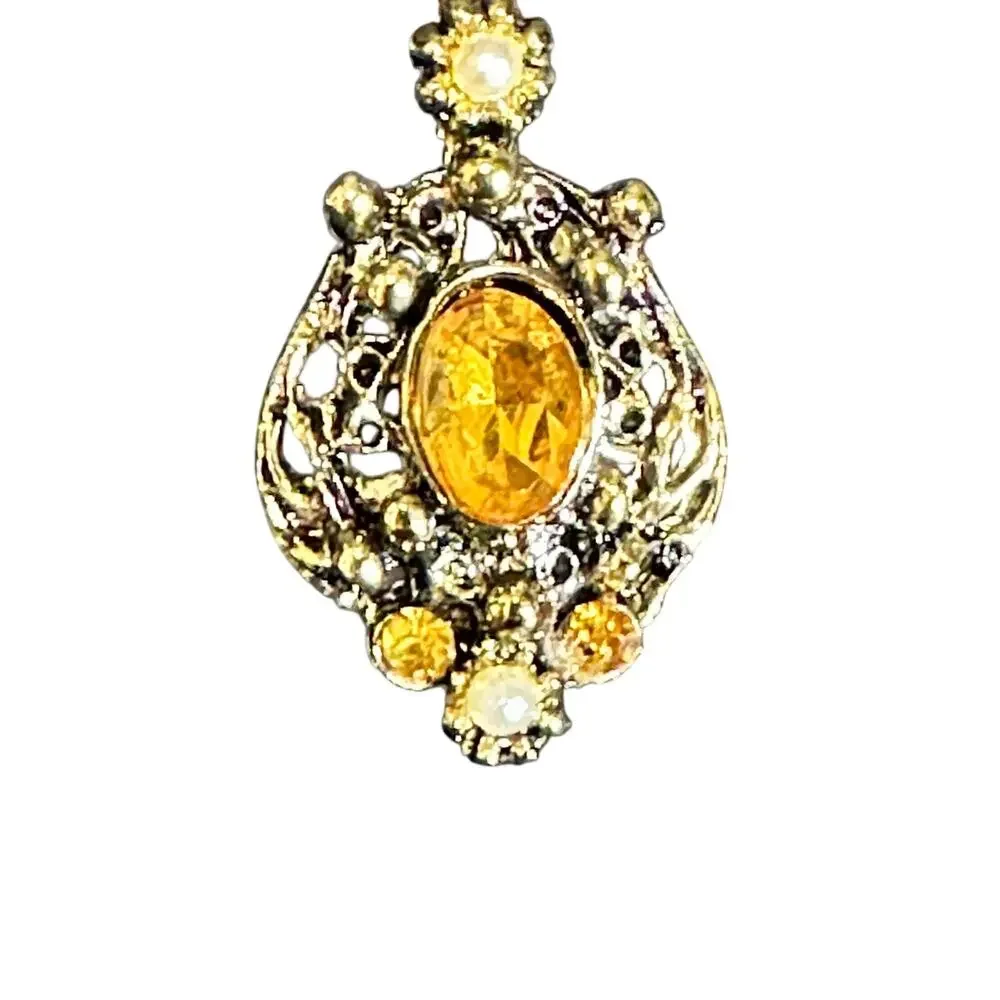 Vintage Amber Glass Rhinestone Clip‎ On Earrings Gold Tone 60s Ornate Dangle